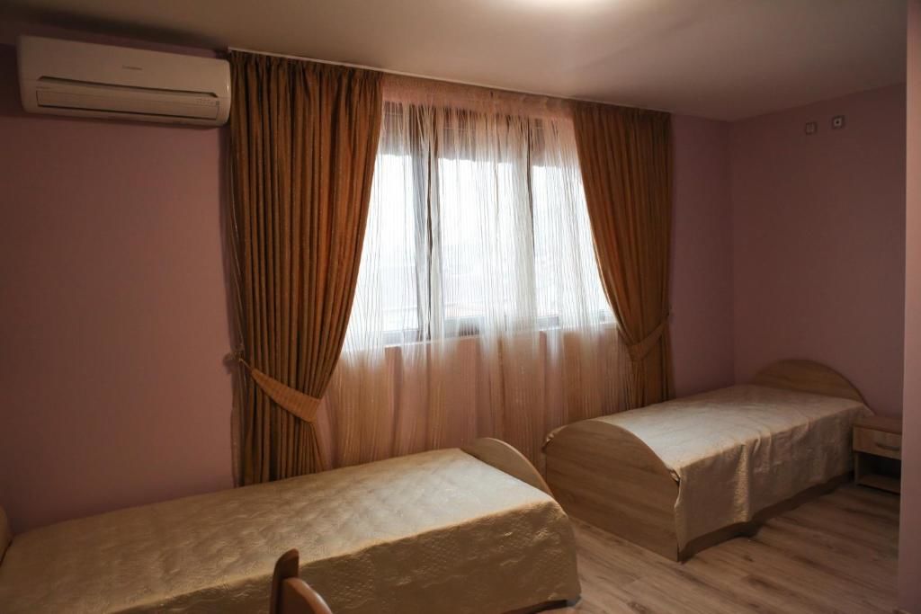 Отель Meatsa Hotel Кырджали